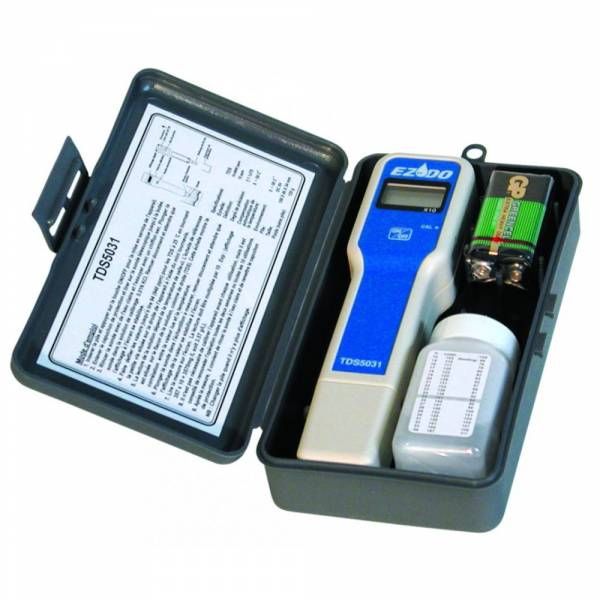 Testeur électronique de pH ou de sel vendu par Aquarev'Piscines à Mane 04300