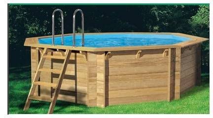 Exemple de piscine bois commercialisée par Aquarev'Piscines à La Verdière 83560