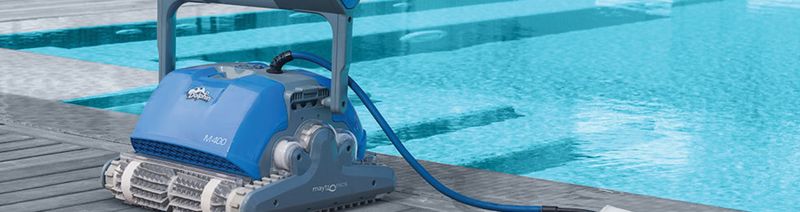 Robot de piscine Dolphin Maytronics à Mane 04300