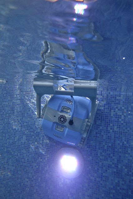 Robot de piscine - Dolphin M500 - Aquarev' Piscines - Saint Maime 04300