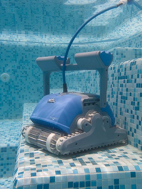 Robot de piscine - Dolphin M500 - Aquarev' Piscines - Sainte Tulle 04220