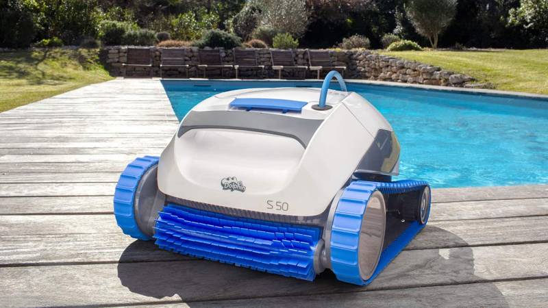 Robot de piscine Maytronics - Dolphin S50 - Aquarev' Piscines - Gréoux les Bains 04800